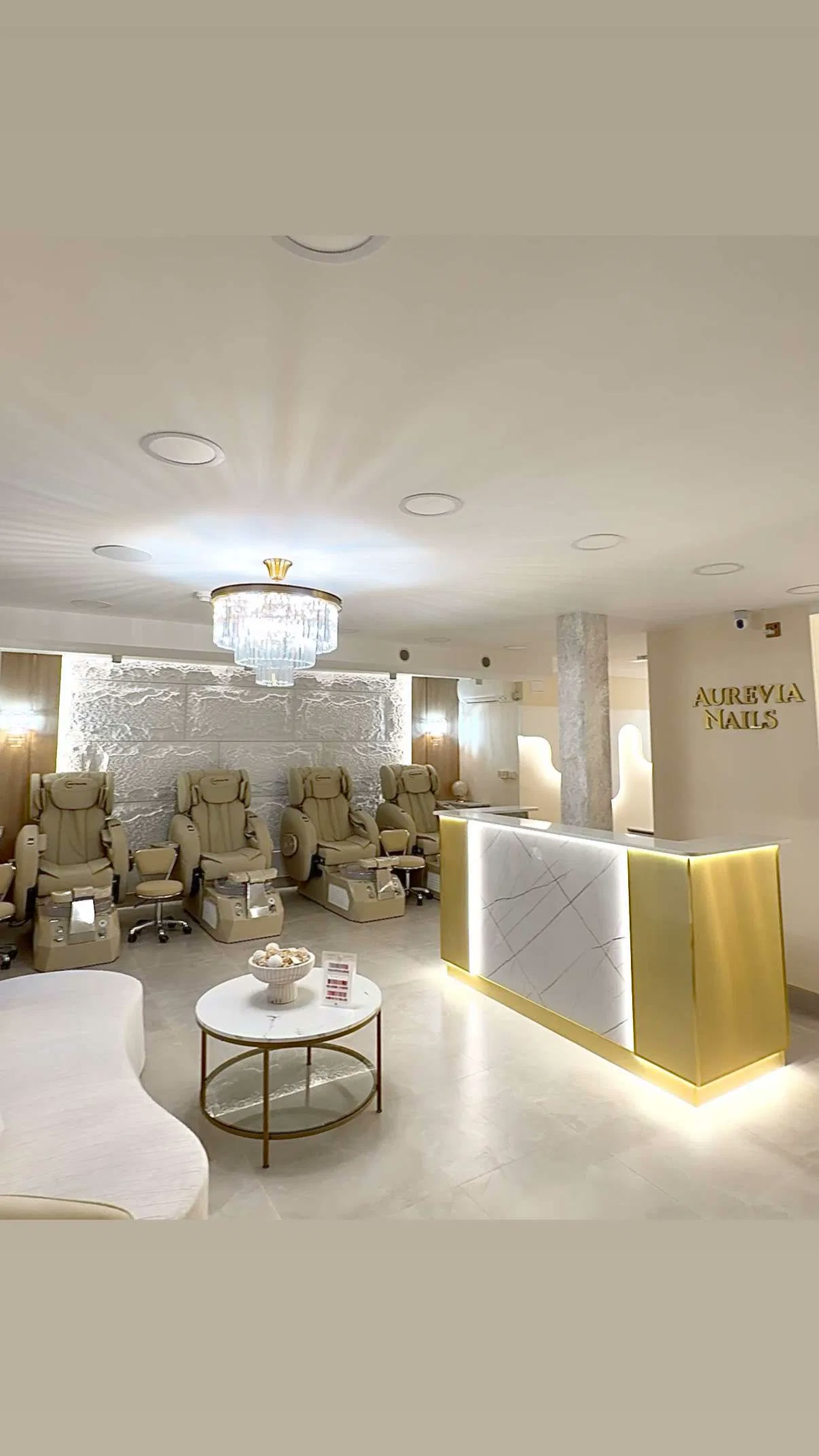 The welcoming cream and gold Aurevia salon on Abbeydale Road